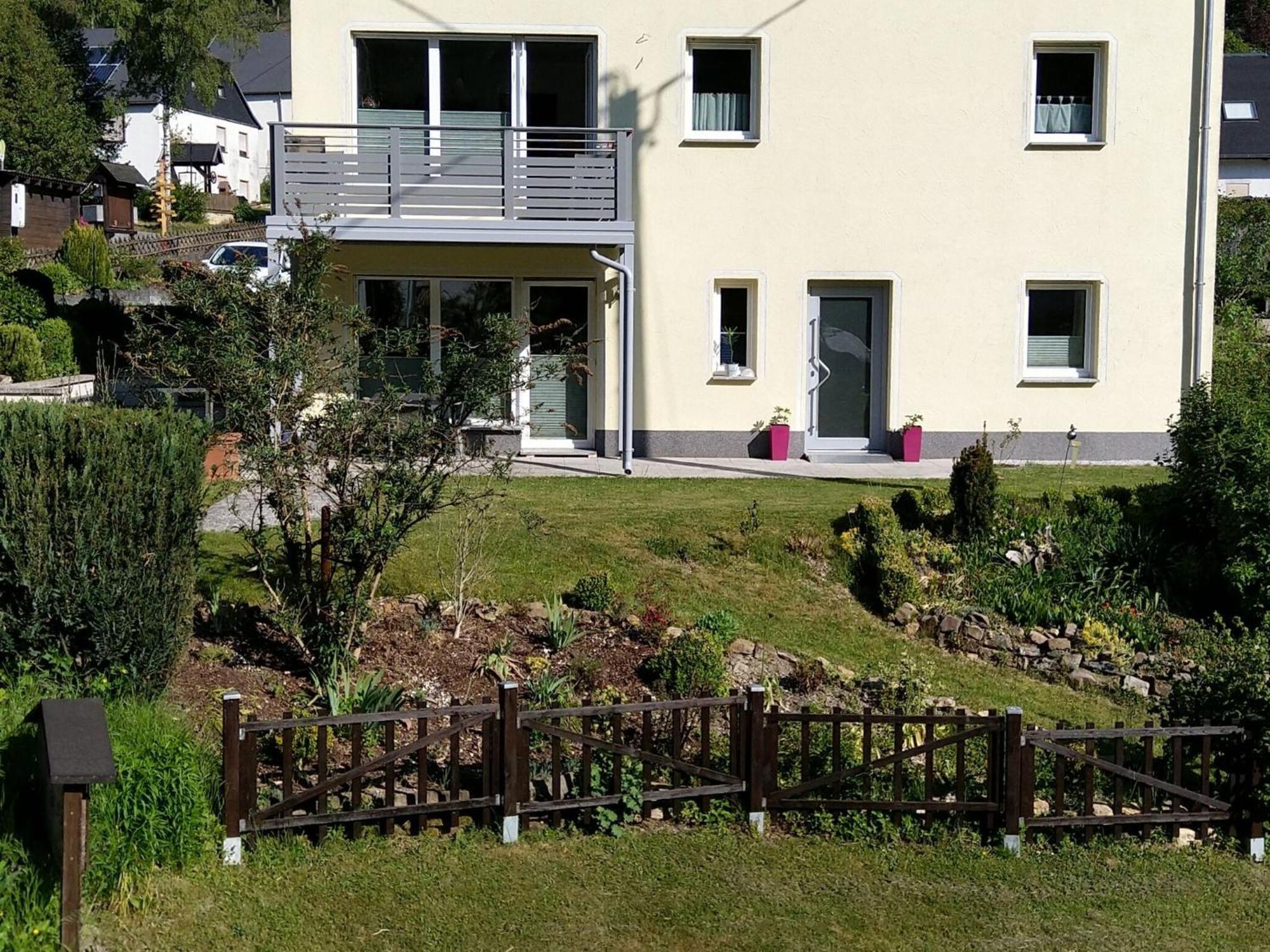 Apartment With Terrace And View Merschbach Exterior photo